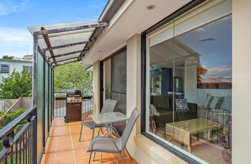 Terrigal House | Spaciously Comfy Home With Balcony and BBQ