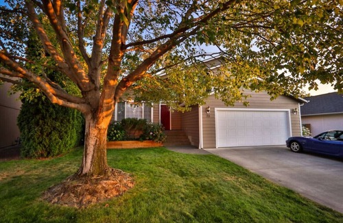 College Place House | Spagnuolo Loop · Spagnuolo.Light, bright, quiet and comfortable