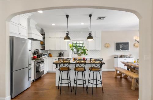 Old Northwood House | Spanish 4BR Compound w Casita & Private Yard