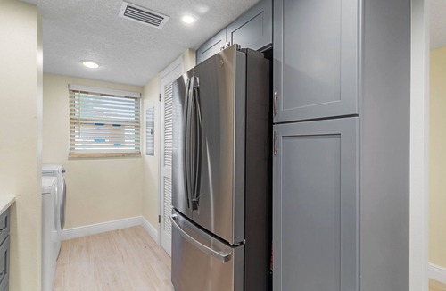 Cocoa Beach House | Spanish Main by Happy Palm Stays