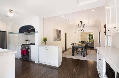 Pico - Robertson House | Spanish-Style Retreat with Pool in LA