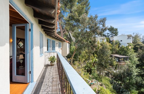 Hollywoodland House | Spanish Style Villa with Stunning Views, Hollywood