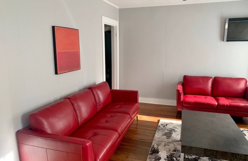 Spanish Town Historic District House | Spanish Town Downtown apartment