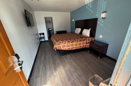 Lancaster Hotel | spanish trails inn