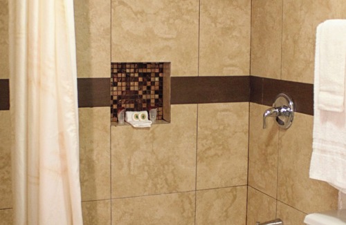Bonanza Hotel | Spanish Trails Inn