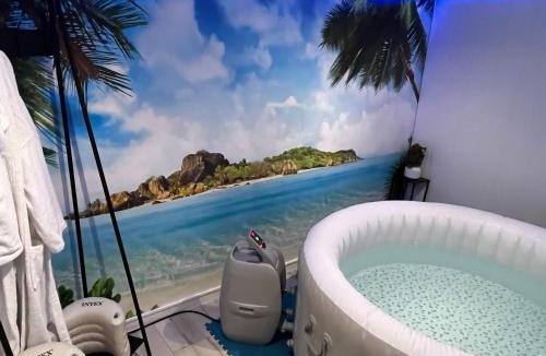 Eragny Apartment | Sparadisejacuzzi