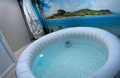 Eragny Apartment | Sparadisejacuzzi