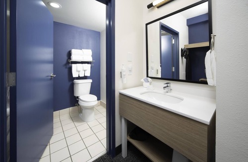 Amarillo Hotel | Spark by Hilton Amarillo East
