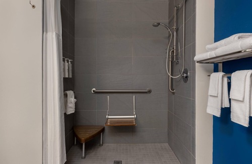 Artesia Hotel | Spark by Hilton Artesia