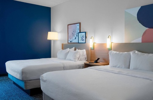Town Center Hotel | Spark by Hilton Atlanta Kennesaw Town Center