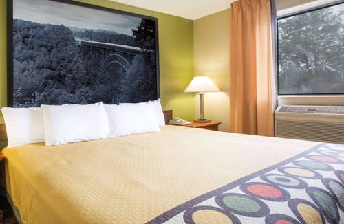Sprague Hotel | Spark by Hilton Beckley