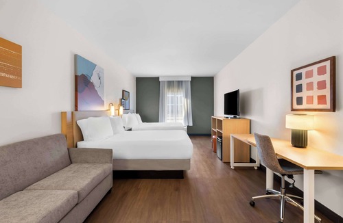 Calhoun Hotel | Spark by Hilton Calhoun