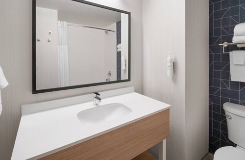 Decatur Hotel | Spark by Hilton Decatur