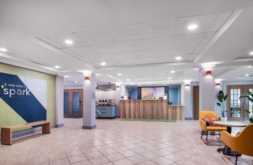 Dumas Hotel | Spark by Hilton Dumas