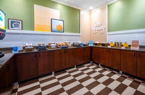 East Paris Hotel | Spark By Hilton Grand Rapids