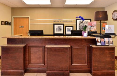 Grand Island Hotel | Spark by Hilton Grand Island