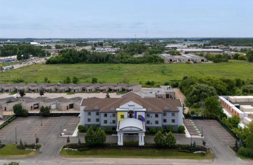 Guelph Hotel | Spark By Hilton Guelph