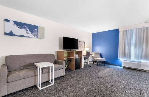 Kimball Hotel | Spark by Hilton Kimball
