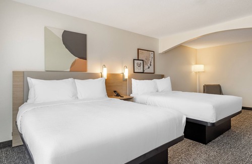 Onalaska Hotel | Spark by Hilton La Crosse Onalaska