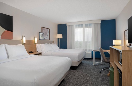 Rohrerstown Hotel | Spark by Hilton Lancaster