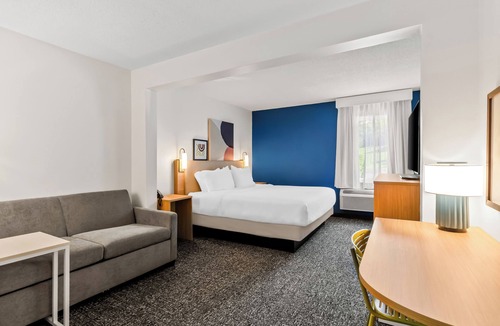 Lexington Hotel | Spark by Hilton Lexington