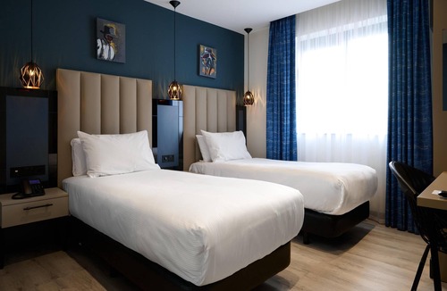 Luton Hotel | Spark by Hilton Luton