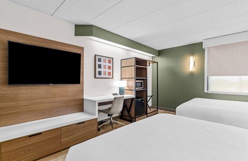Lynchburg Hotel | Spark by Hilton Lynchburg