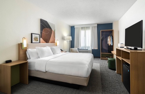 Cote-Des-Neiges—Notre-Dame-De-Grace Hotel | Spark By Hilton Montreal Midtown