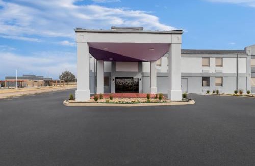 Muskogee Hotel | Spark By Hilton Muskogee