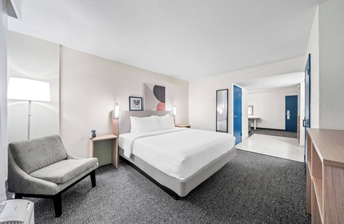 Southwest Orlando Hotel | Spark by Hilton Orlando near Universal