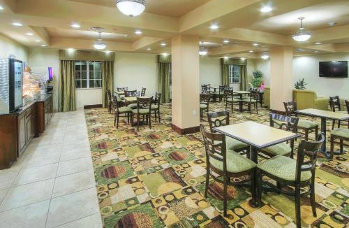 Pecos Hotel | Spark by Hilton Pecos