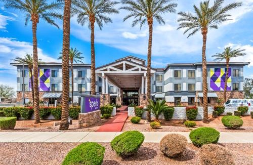 Phoenix Hotel | Spark by Hilton Phoenix East Mesa