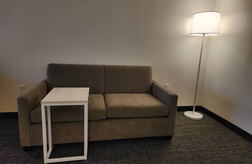 Rahway Hotel | Spark by Hilton Rahway