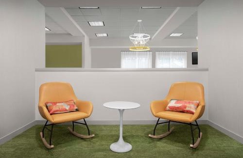 Oak Park - Northwood Hotel | Spark By Hilton San Antonio Airport