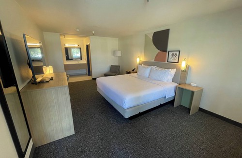 Santa Nella Hotel | Spark by Hilton Santa Nella