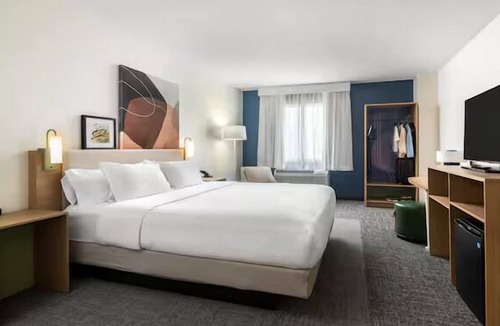 Sheridan Hotel | Spark by Hilton Sheridan