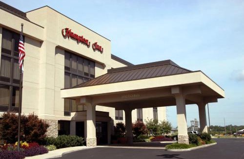 Valley Park Hotel | Spark by Hilton St Louis Southwest