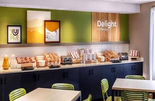 Stafford Hotel | Spark by Hilton Stafford Sugar Land