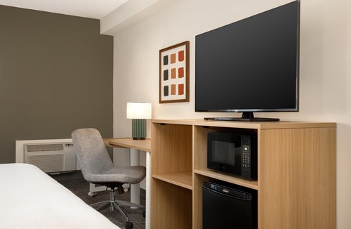 Northeast Mississauga Hotel | Spark by Hilton Toronto Airport