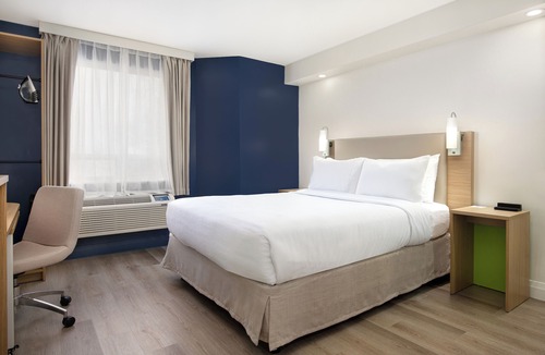 Northeast Mississauga Hotel | Spark by Hilton Toronto Airport