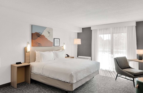 Unionville Hotel | Spark by Hilton Toronto Markham