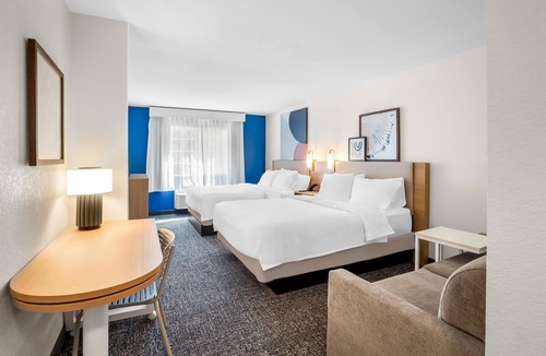 Tumwater Hotel | Spark by Hilton Tumwater