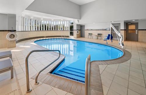 Woodbridge Hotel | Spark by Hilton