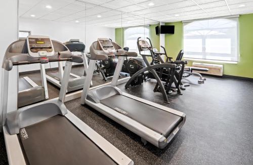 Woodbridge Hotel | Spark by Hilton