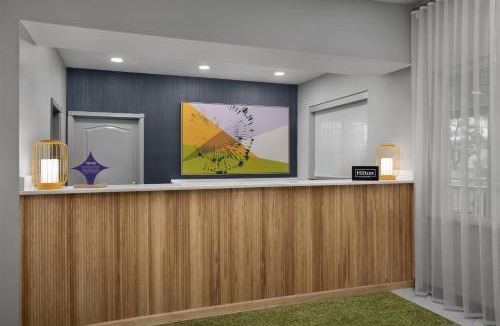 Strabane Hotel | Spark by Hilton Washington Meadowlands Blvd