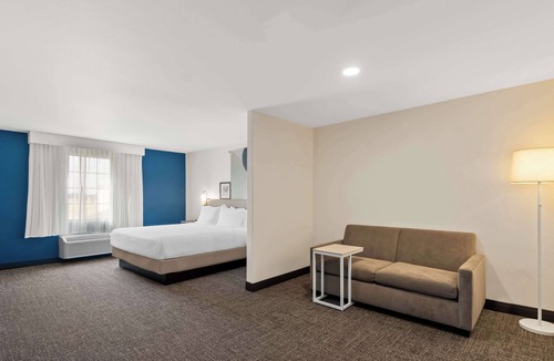 Wichita Falls Hotel | Spark by Hilton Wichita Falls