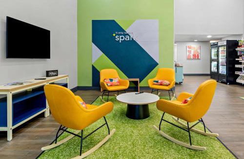 Winston - Salem Hotel | Spark by Hilton Winston-Salem University