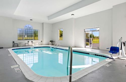 Winston - Salem Hotel | Spark by Hilton Winston-Salem University