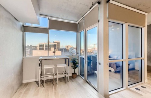 Downtown Las Vegas Condo | Sparkling Jewel byFremont-1queen1sofabedAmenities
