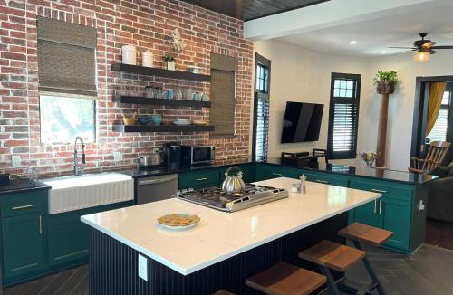 Midtown House | Sparkling pool home 6-BR Oasis Near Downtown